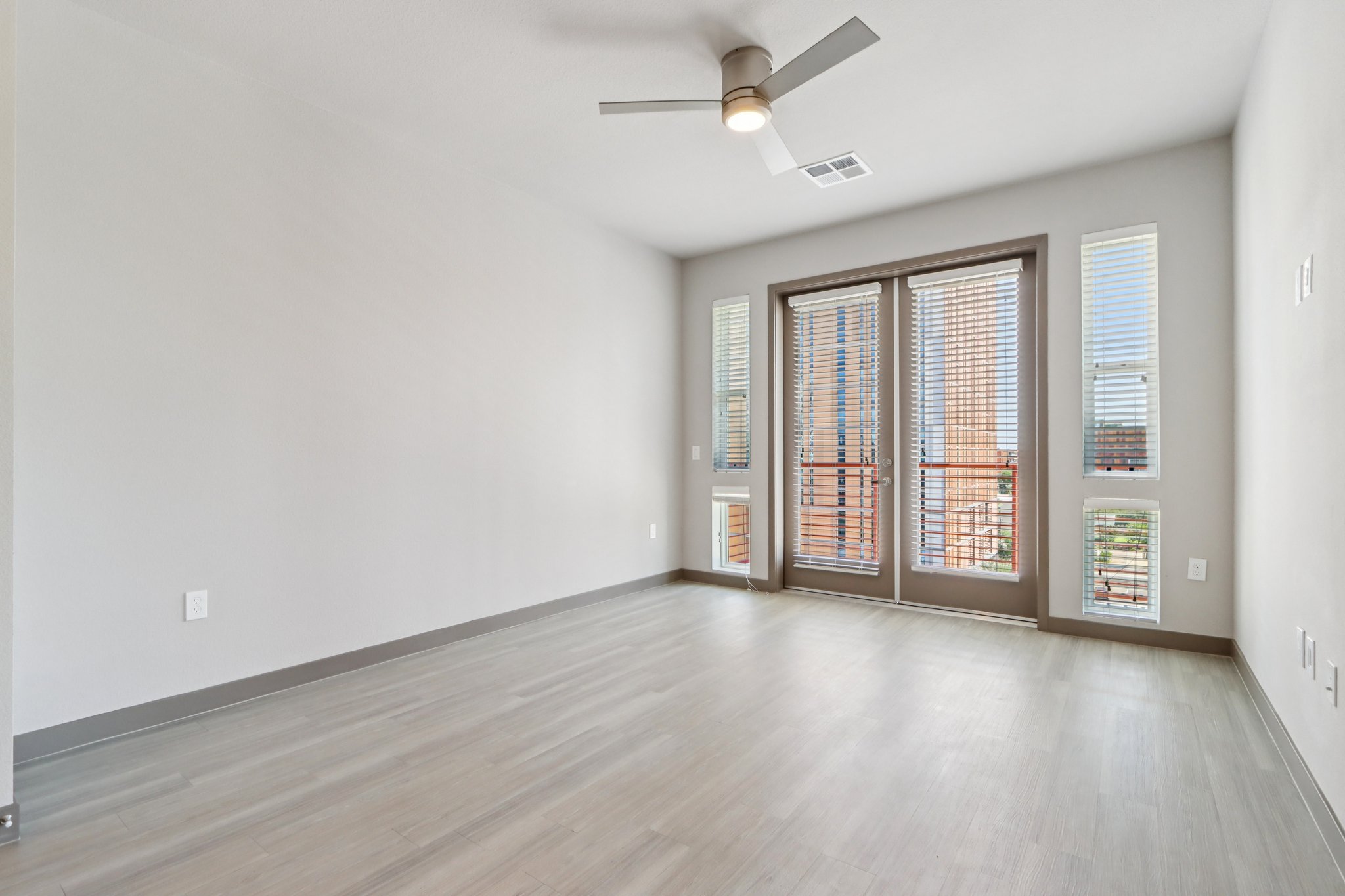 176245664061528258_32_web_or_mls_400_n_2nd_ave_unit_774_s3110_0051 176245664061528258_32_web_or_mls_400_n_2nd_ave_unit_774_s3110_0051